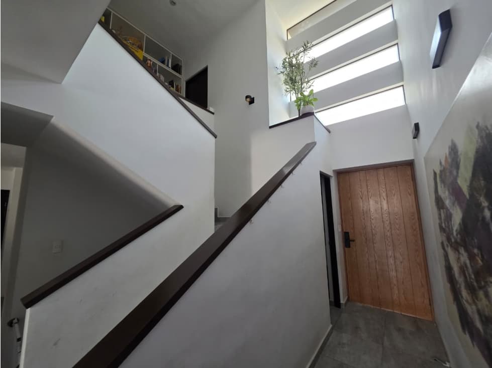 CASA EN VENTA CUMBRES ELITE — foto 4
