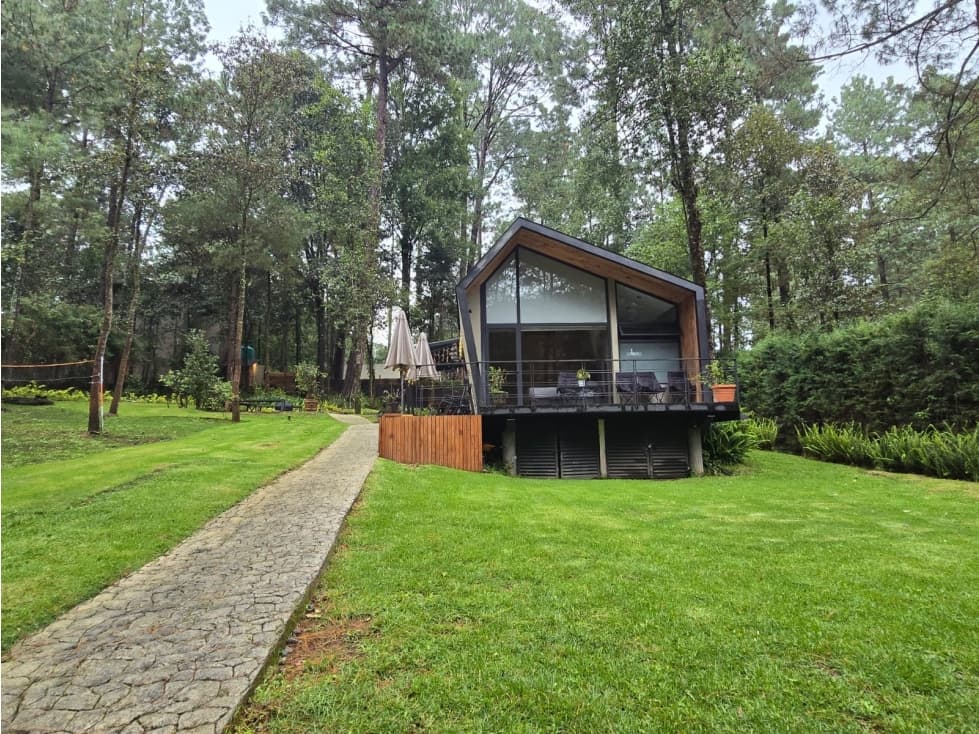 Casa Moderna | renta | Cerro Gordo, Valle de Bravo. — foto 1
