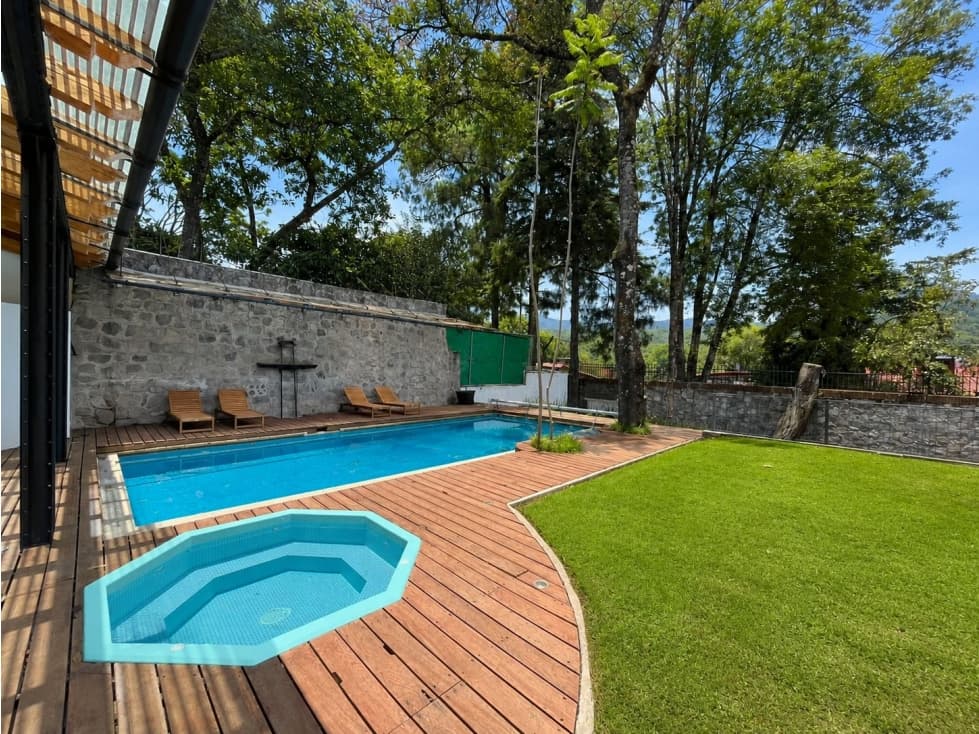 Casa en renta, dentro de club de golf Avàndaro. — foto 1