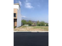 Terreno en Valle de Cristal