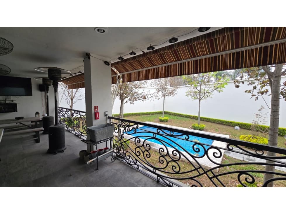 INCREIBLE RESIDENCIA EN CONTRY CENTRO — foto 2