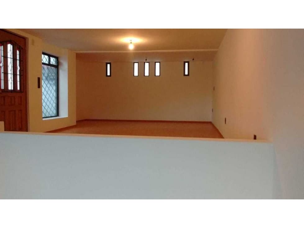 RENTA CASA VALLE DORADO — foto 3