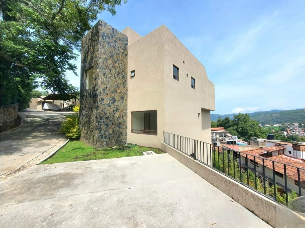 CASA EN VENTA, VALLE DE BRAVO. — foto 2