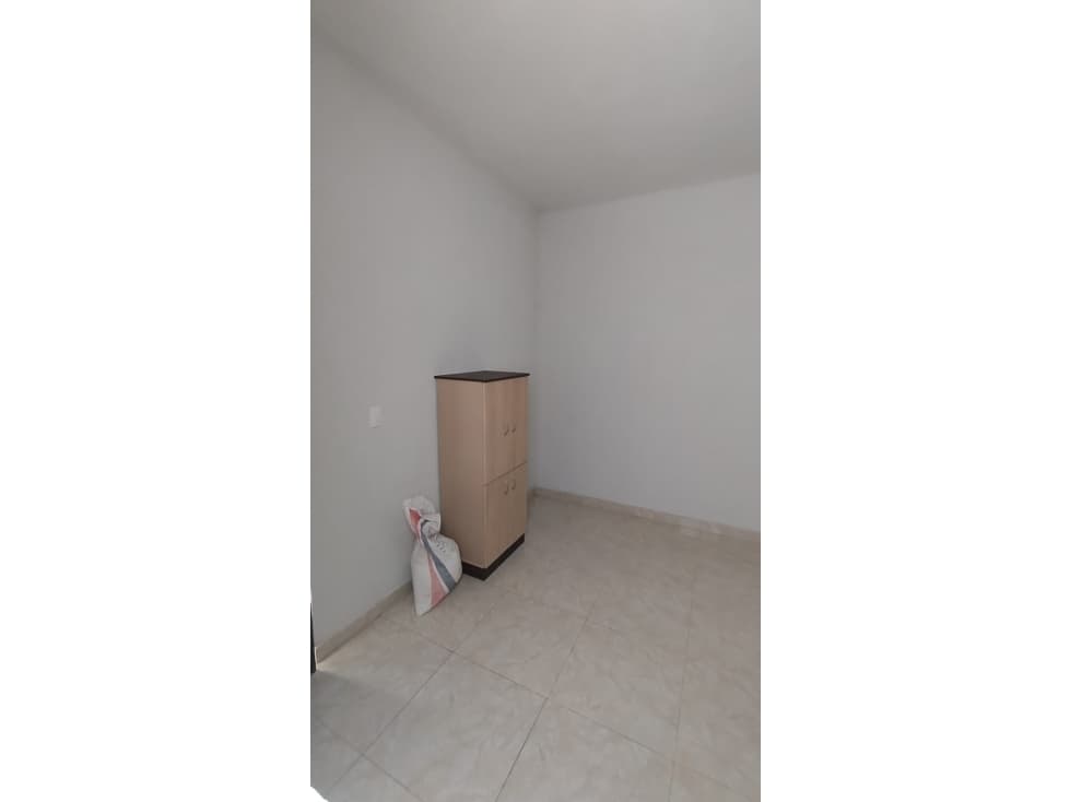 CASA NUEVA DE 3 NIVELES EN GALAXIAS TARIMBARO — foto 3
