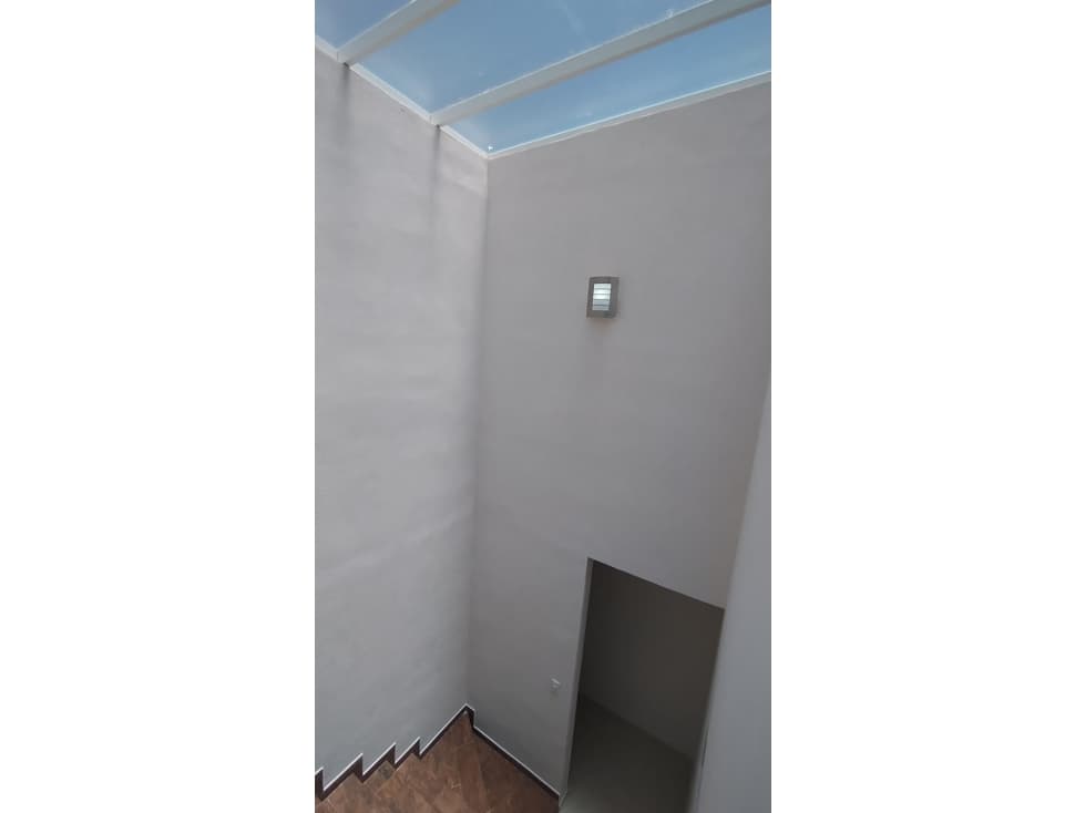 CASA NUEVA DE 3 NIVELES EN GALAXIAS TARIMBARO — foto 5