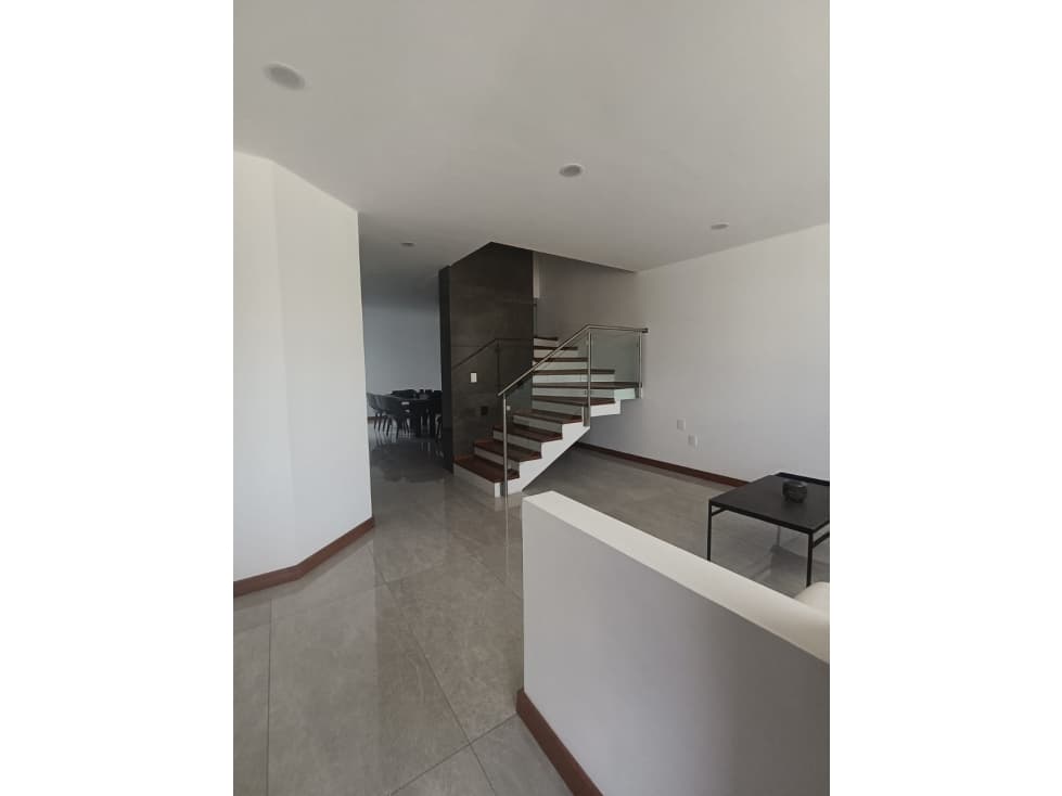 CASA RESIDENCIAL EN VENTA AL SUR DE PACHUCA, HGO — foto 3