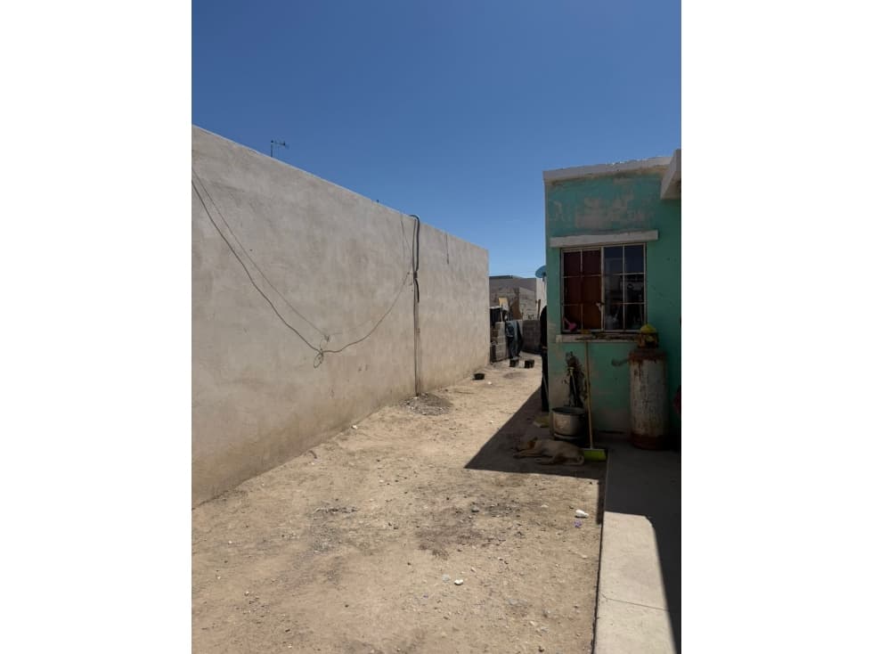 CASA EN VENTA SOLO DE CONTADO FRACC. MISIONES DE CREEL — foto 2