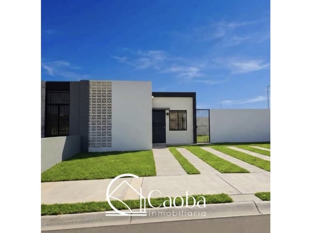 CASA CON GRAN TERRENO EXCEDENTE