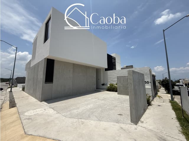 IMPRESIONANTE CASA EN ESQUINA