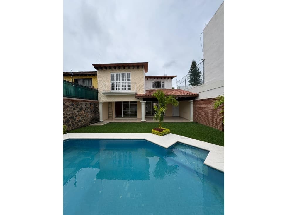 CASA EN VENTA EN VISTA HERMOSA CUERNAVACA — foto 1