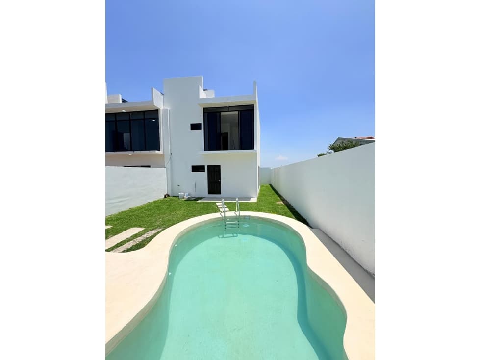 CASA EN VENTA ZONA TEQUESQUITENGO CON VISTA AL LAGO — foto 1