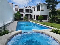 ¡Descubre tu nuevo hogar en Burgos! CON VIGILANCIA 24/7
