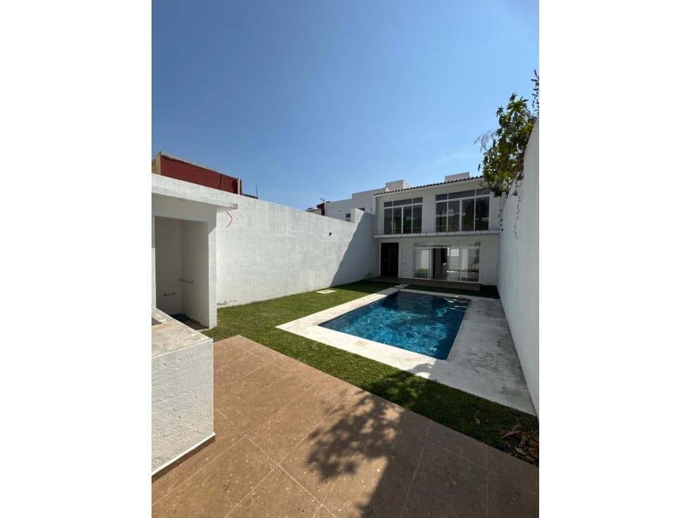 Oportunidad en Brisas de Cuernavaca Casa con Alberca Privada — foto 2