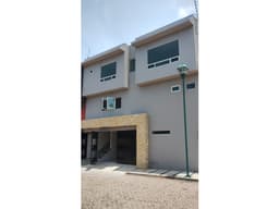 CASA EN VENTA EN SAN DIEGO