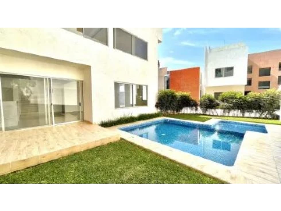 ¡Estrena casa con alberca y jardín propio Lomas de Cuernavaca! — foto 2