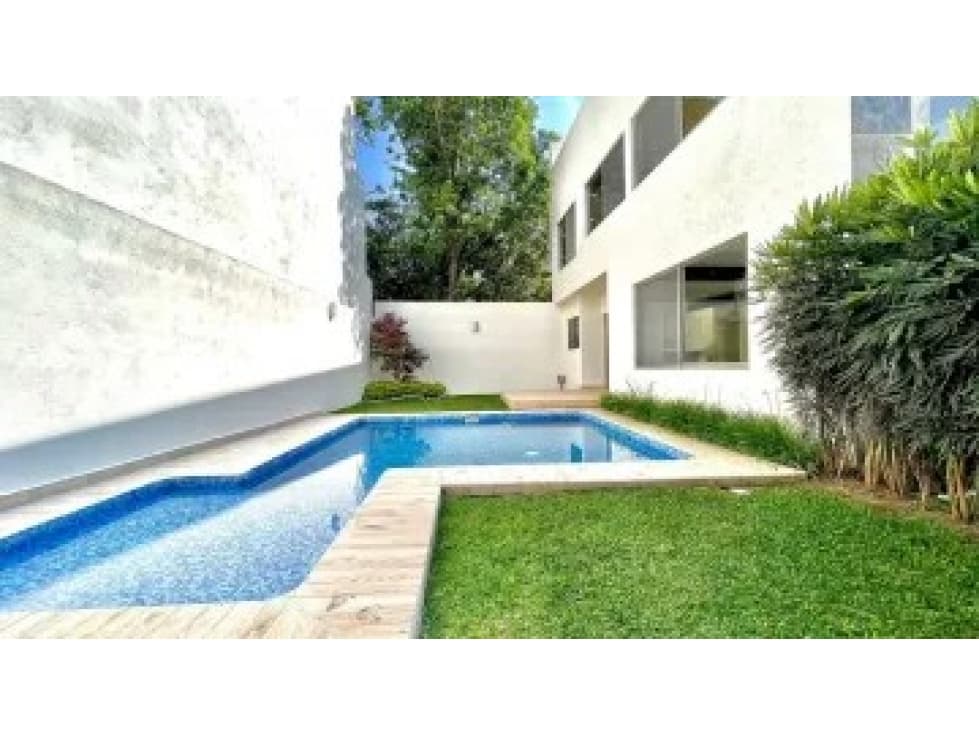 ¡Estrena casa con alberca y jardín propio Lomas de Cuernavaca! — foto 3