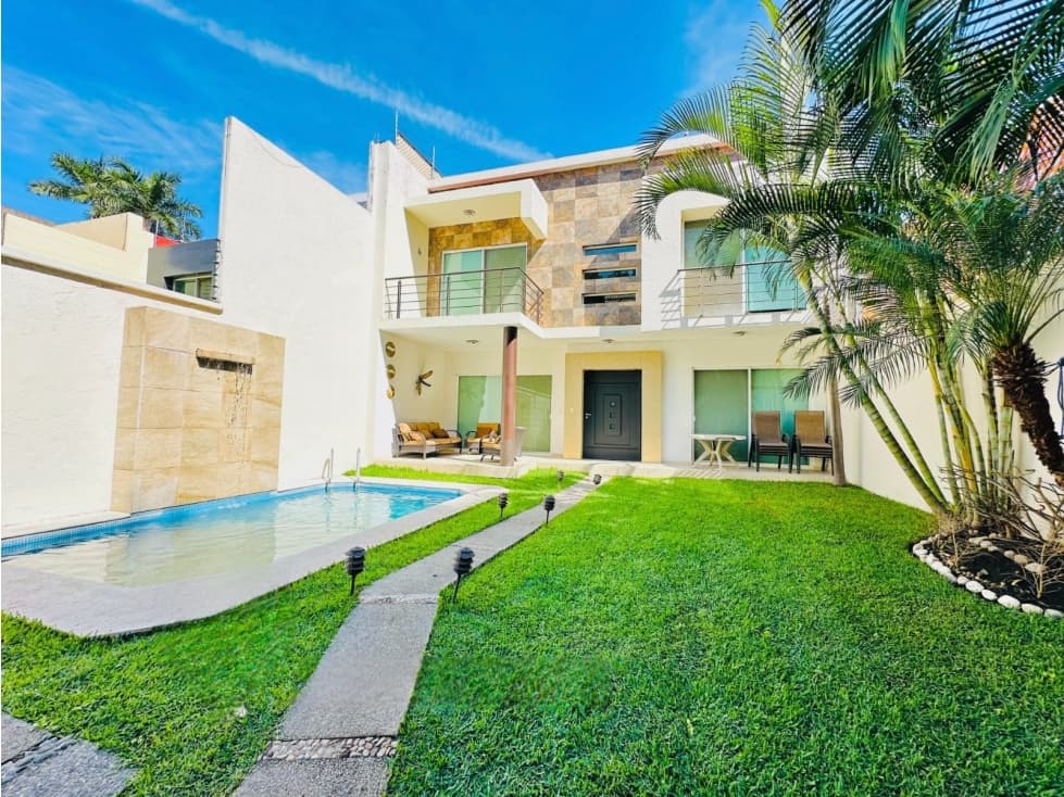 Casa con Alberca en Lomas de Cuernavaca, Morelos — foto 2