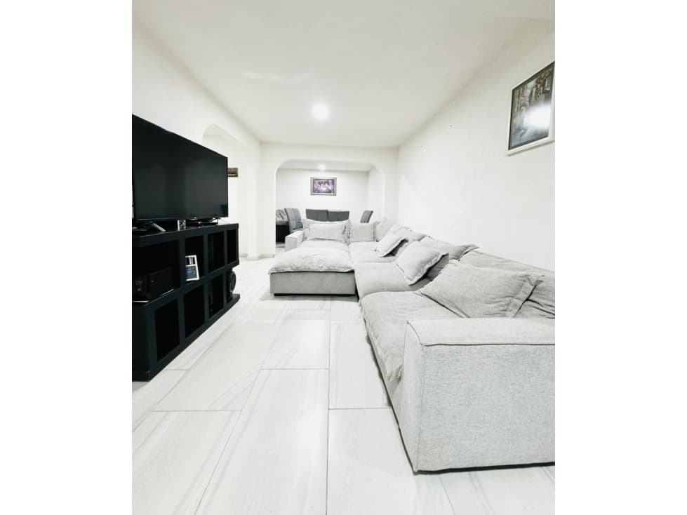 ¡Reestrena tu nuevo hogar en Excelente ubicación! — foto 2