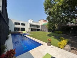 Residencia de Lujo en Venta en Jardines del Pedregal, CDMX