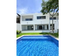 MASTER HOUSE ZONA BURGOS BUGAMBILIAS