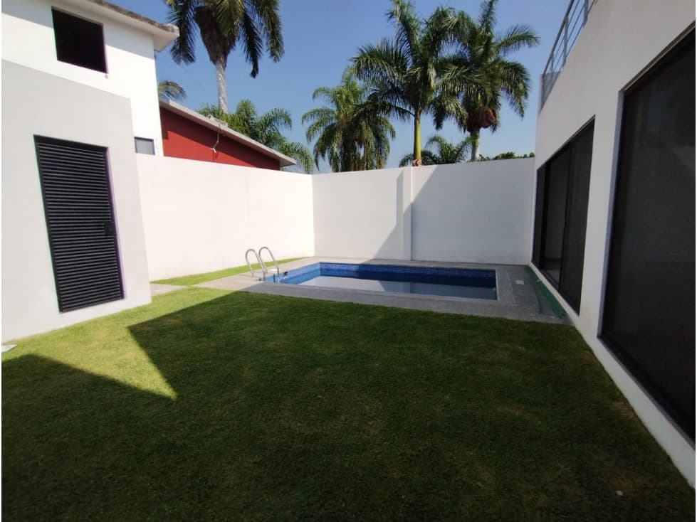 Casa en venta con doble seguridad en Lomas de Cuernavaca. — foto 5