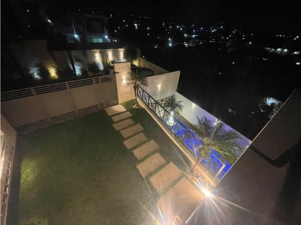 CASA EN VENTA CON ALBERCA EN PRIVADA LOMAS TRUJILLO — foto 4