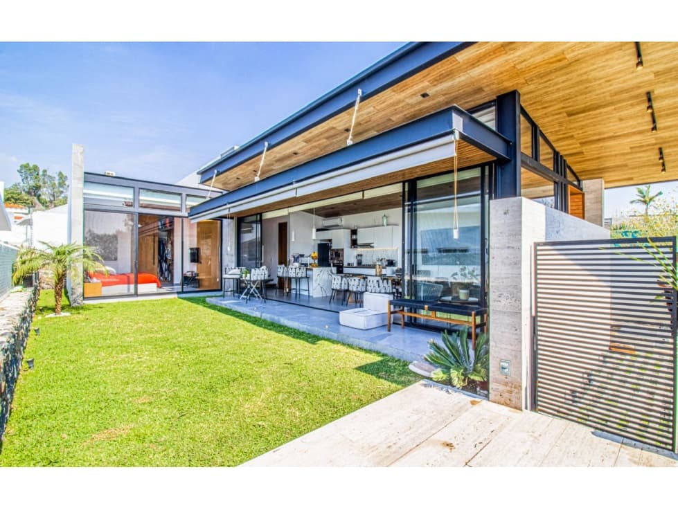 Residencia Moderna con Iluminación Natural en Lomas de Cocoyoc — foto 3