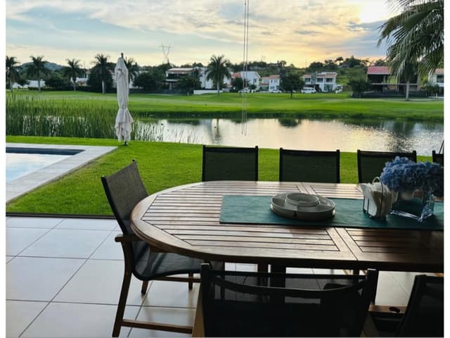 Venta de Casa en Paraíso Country Club