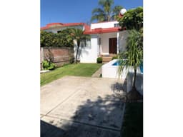 Bonita Casa en Fraccionamiento Privado con Vigilancia