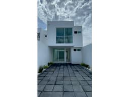 Casa Funcional y Moderna en Bosques de Cuernavaca