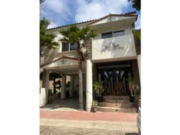CASA EN VENTA EN BAJA COUNTRY CLUB