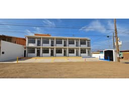 Local Comercial en Renta Maneadero Planta Baja - Plaza Alemur