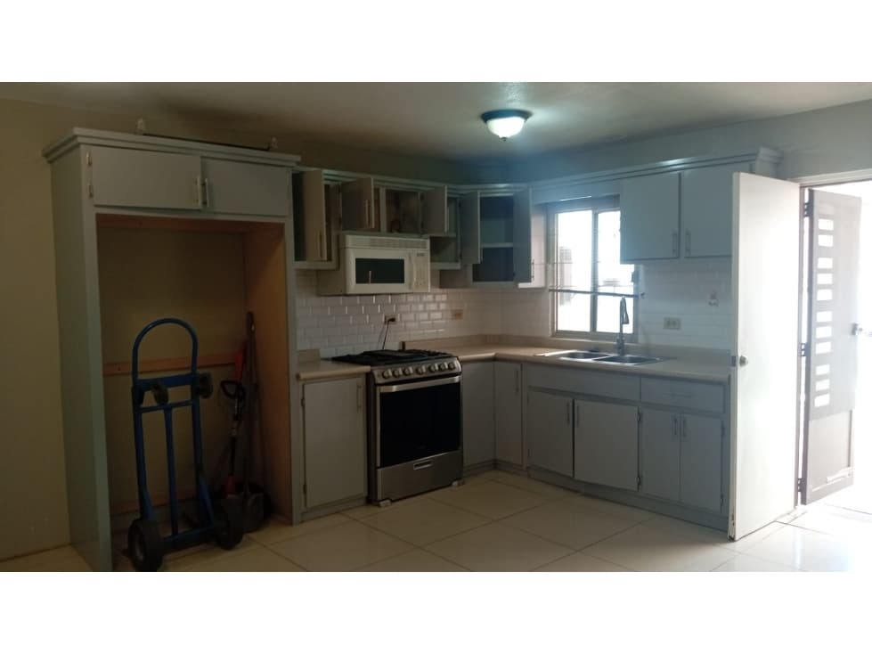 Bonita Casa en Venta en Villas del Prado, Ensenada — foto 4