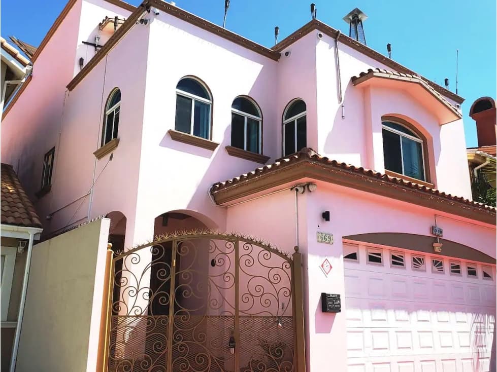 Se Renta Casa en Loma Dorada Secc. Las Brisas — foto 2