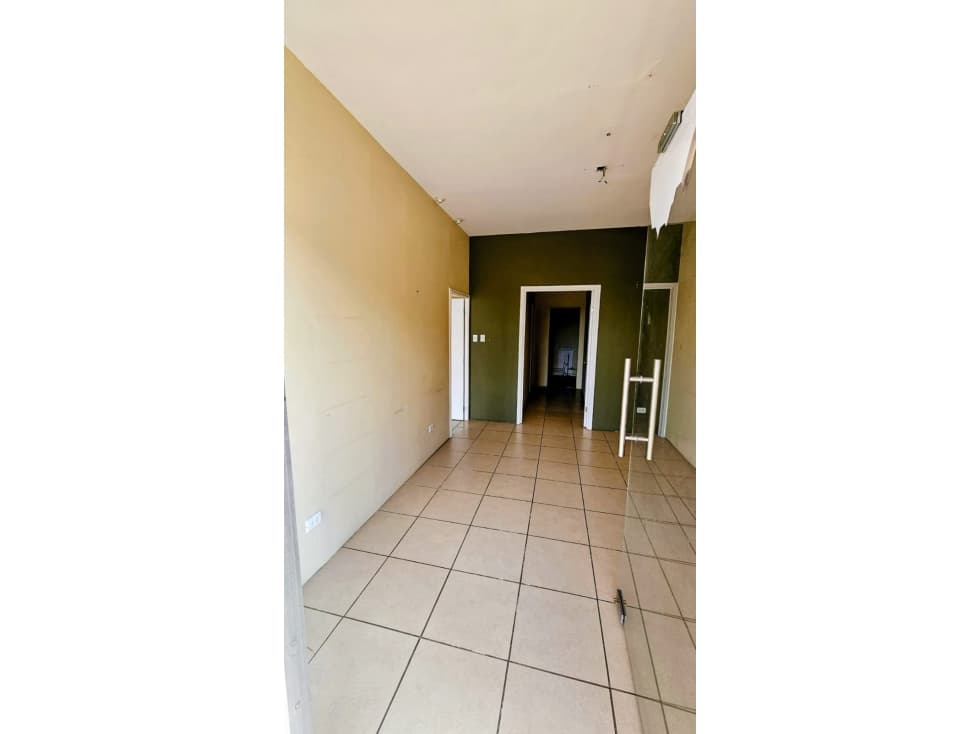 LOCAL COMERCIAL PLAZA FIESTA ... VENTA - VENTA - VENTA !!! — foto 6