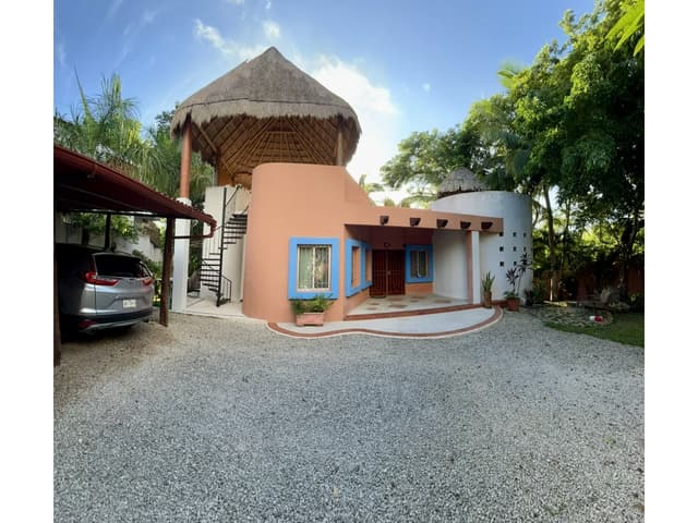 Casa con estudio independiente cerca de la laguna (Cheff's house)