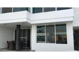 Venta de Casa Sola en Fracc. Jardines de Ahuatlan