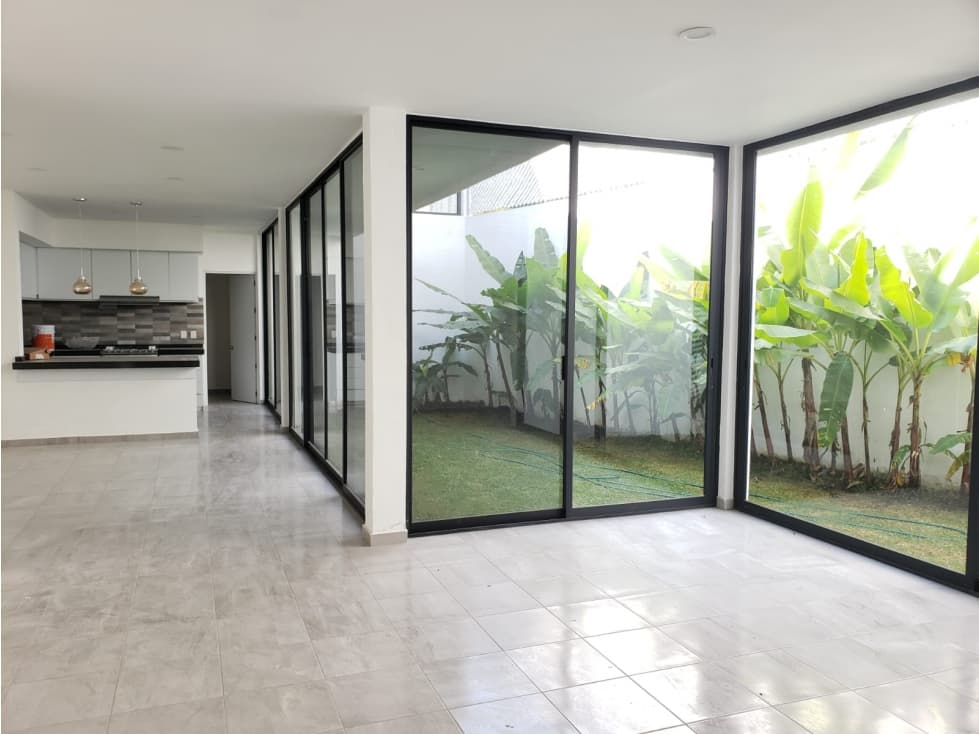 Venta de Casa Sola en Lomas de Cuernavaca — foto 3