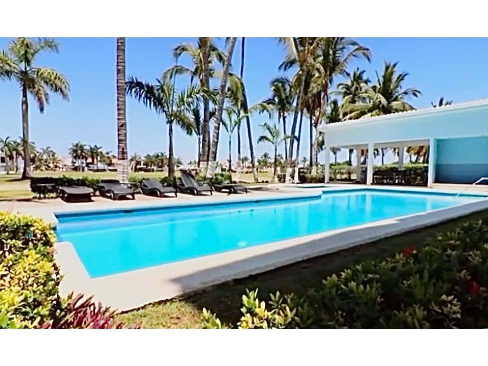Condominio en Venta de 3 recámaras en el Fracc. El Cid — foto 2
