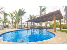 RENTA CASA AMUEBLADA 3 RECS FRACC PRIVADO CERCA DE PLAYA ALBERCA COMÚN
