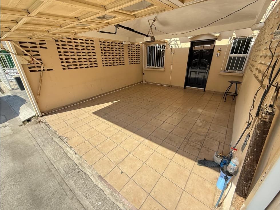 CASA EN RENTA 3 RECS. CENTRICA CON 1 RECÁMARA EN PLANTA BAJA — foto 5
