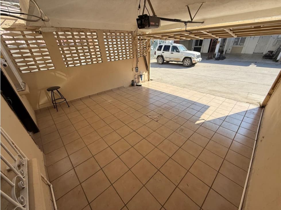 CASA EN RENTA 3 RECS. CENTRICA CON 1 RECÁMARA EN PLANTA BAJA — foto 6