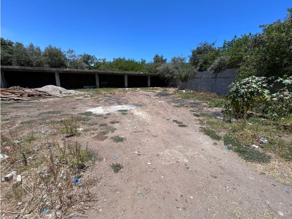 BODEGA SEMI-TECHADA  EN RENTA DE 1,104m2 CERCA DE CARRETERA  — foto 6