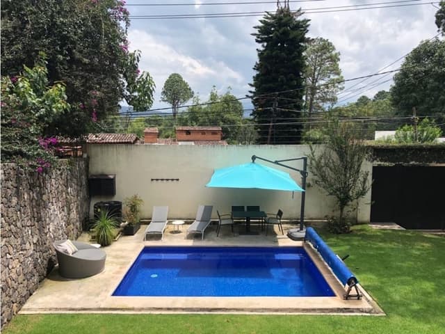 CASA EN VENTA EN AVANDARO CON EXCELENTE UBICACION