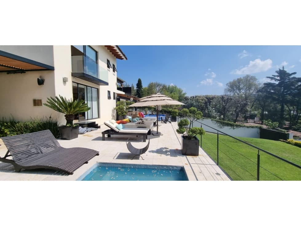 CASA EN VENTA EN EL CORAZON DE AVANDARO. — foto 2