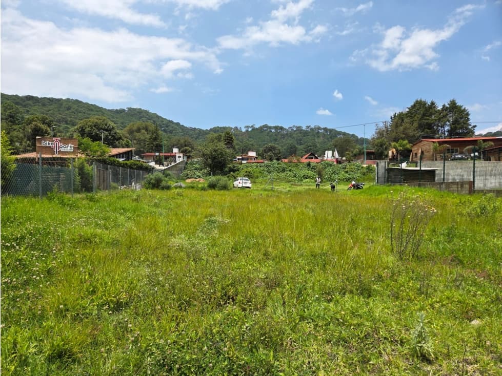 TERRENO EN VENTA AUN PASO DE LA AUTOPISTA — foto 2