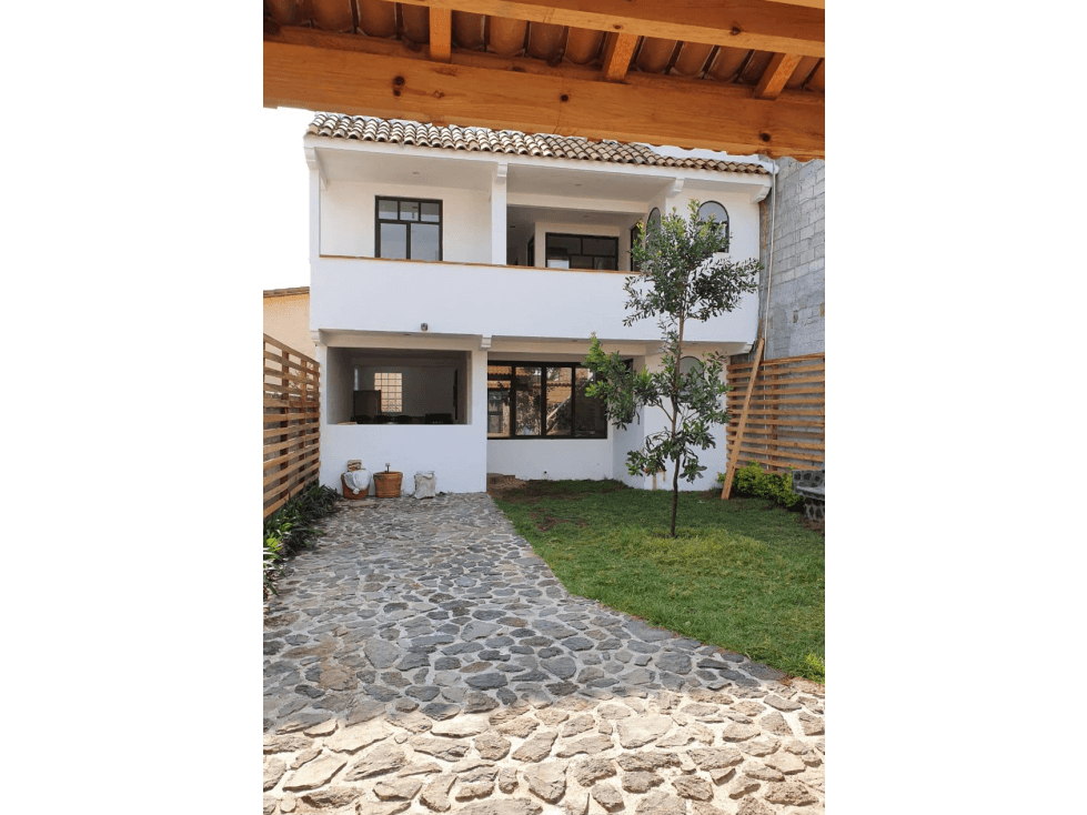 CASA EN VENTA; VALLE DE BRAVO. — foto 2