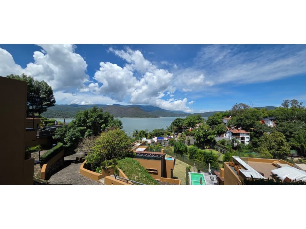 CASA EN RENTA CON ESPECTACULAR VISTA AL LAGO — foto 5
