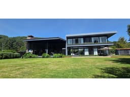 CASA MINIMALISTA Y MODERNA CON ESPACIOS ABIERTOS YLUZ NATURAL,EN VENTA