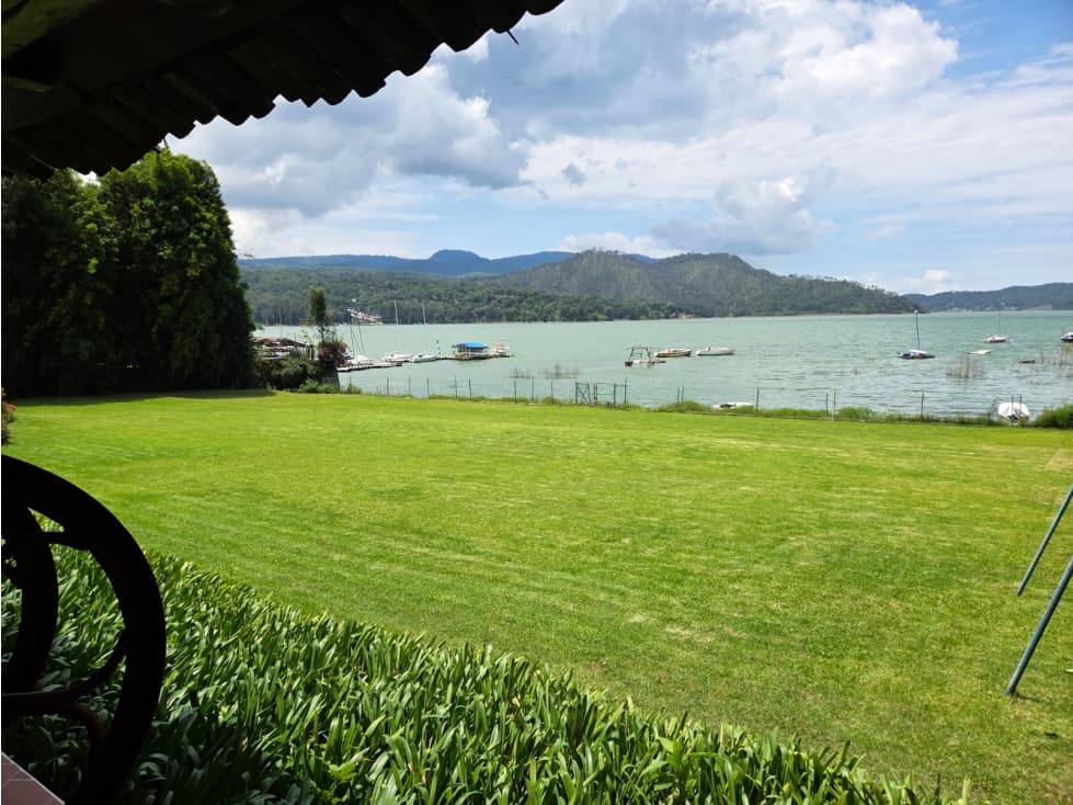 EXCLUSIVA CASA EN VENTA CON ACCESO AL LAGO. — foto 6